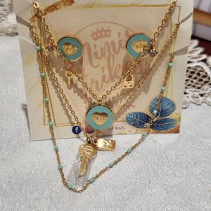 Juego de  3 cadenas con  dije y aretes para dama