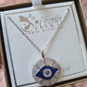 Cadena con dije ojo turco