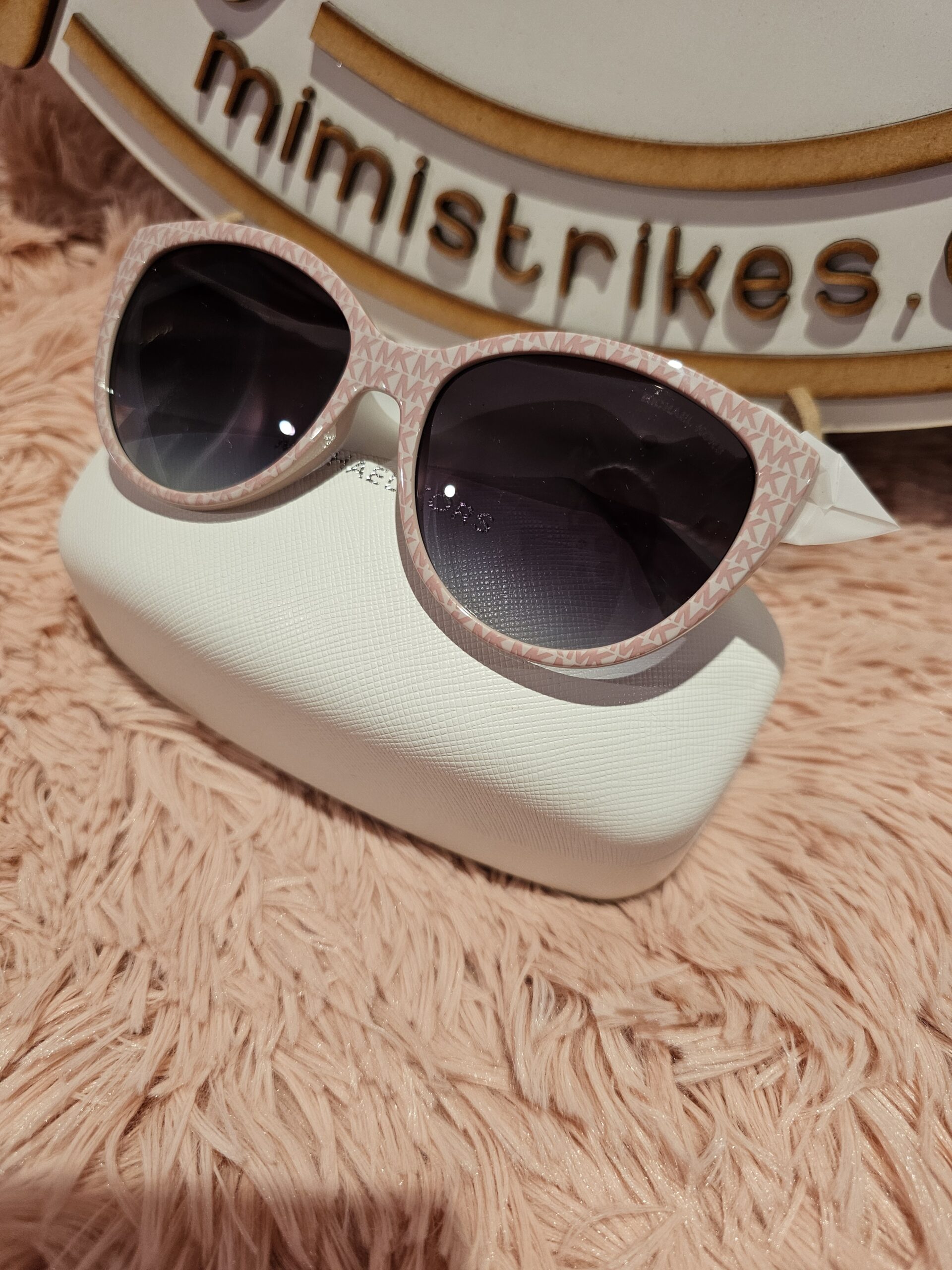 Michael Kors - Lentes branding - Imagen 2